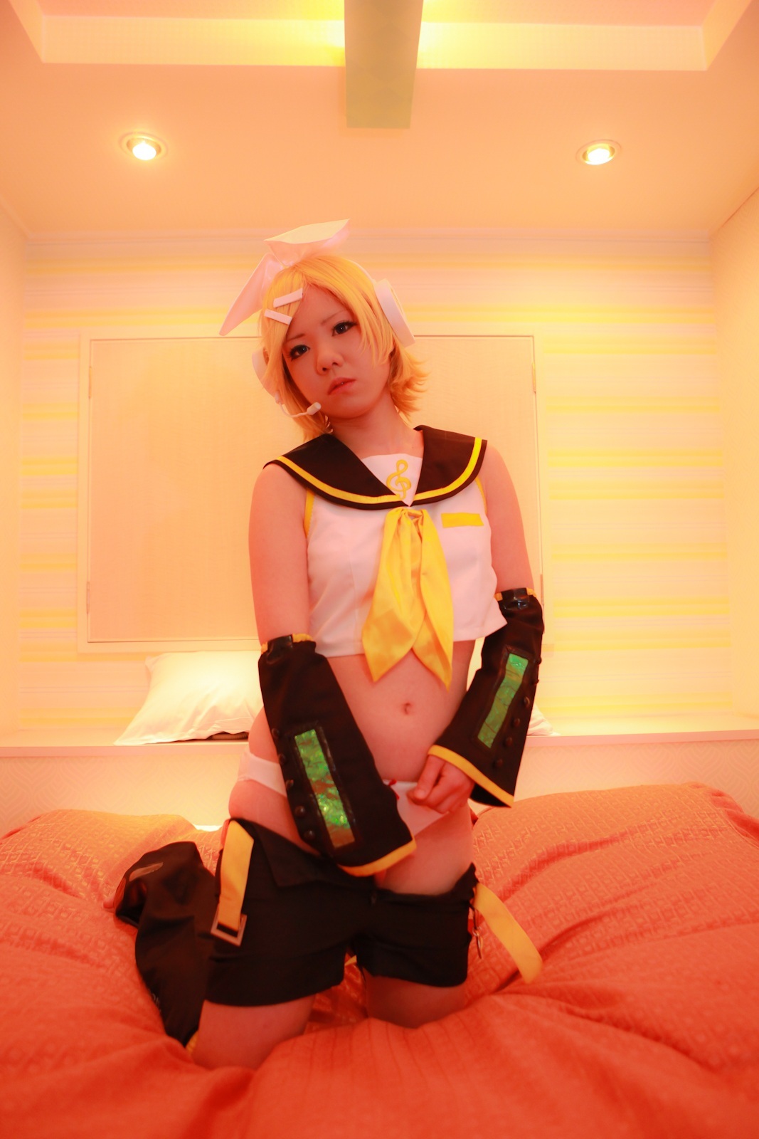 [Cosplay]  Vocaloid - Hot Kagamine Rin Naked